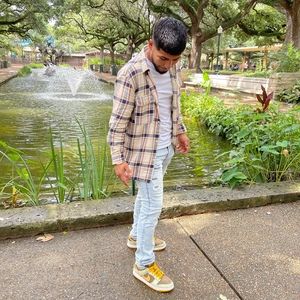 Meet your Posher, Jorge